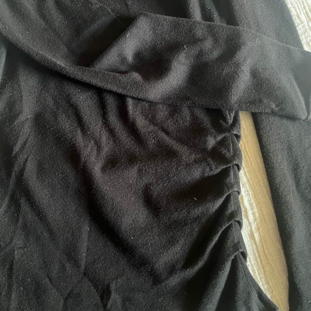 Theory Elegant Black Ruched Long Sleeve Top - Picture 6 of 6